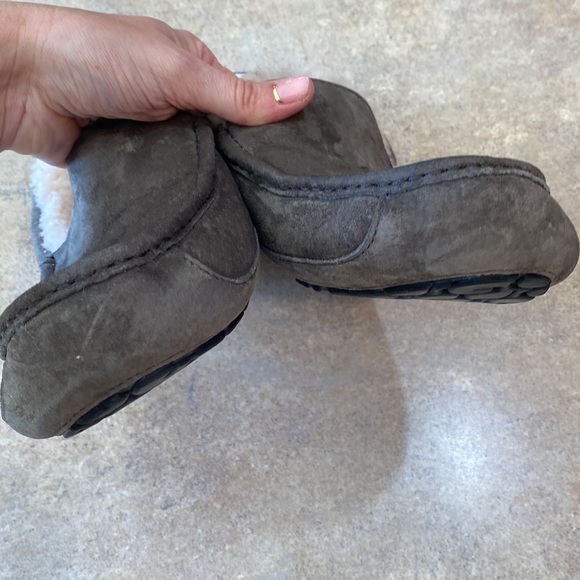 Mens UGG shoes see pictures for measurements no size tag - Picture 6 of 9